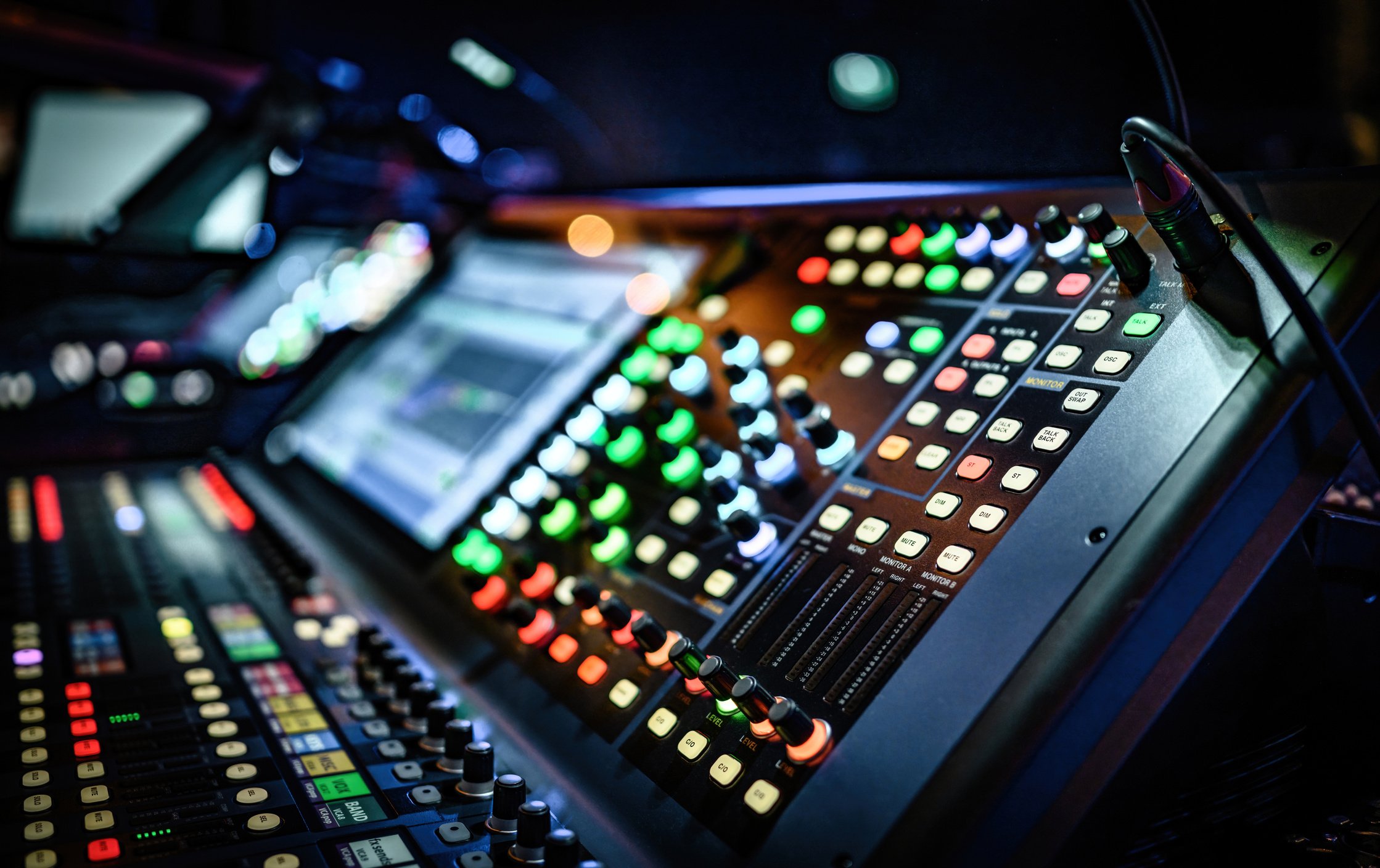 Professional sound and volume adjusting mixer control